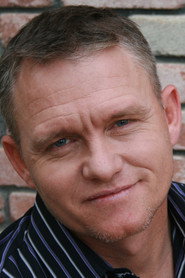 Freddie Joe Farnsworth 头像