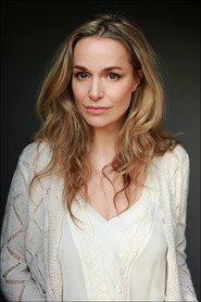 Lucy Brown 头像