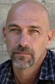Kevin Gage 头像