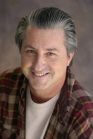 Keith MacKechnie 头像