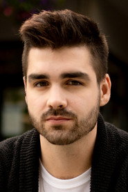 Riley Banzer 头像