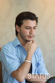Raúl Santana 头像