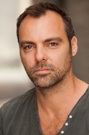 Matthew Holmes 头像