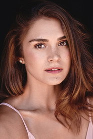 Claire Blackwelder 头像