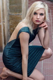 Amber Anne 头像