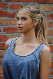 Luissa Cara Hansen 头像