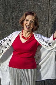 Cora Zobaran 头像