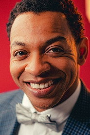 Derrick Baskin 头像