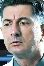 George Kapetan 头像