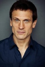 Simon Merrells 头像
