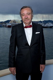 Corneliu Cozmei 头像