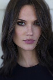 Laura James 头像