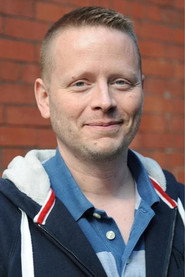 Patrick Ness 头像