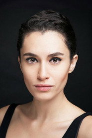Hande Doğandemir 头像