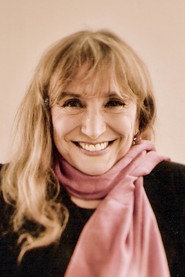 Piera Degli Esposti 头像
