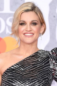 Ashley Roberts 头像