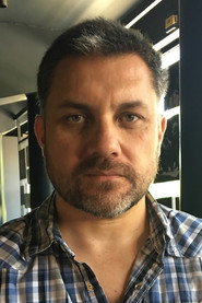 Guillermo Calderón 头像