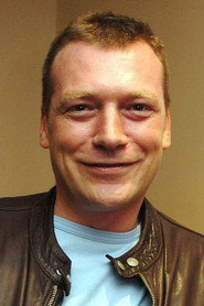 Colin Buchanan 头像