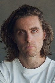 Jack Farthing 头像