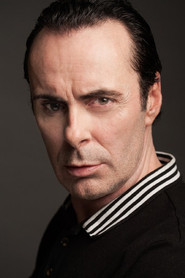 Darren Moore 头像