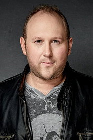 James McDougall 头像