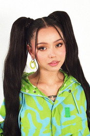 Bella Poarch 头像