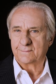 Michel Aumont 头像