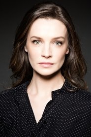 Catherine Walker 头像