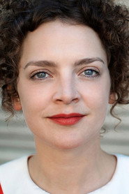 Karoline Bär 头像