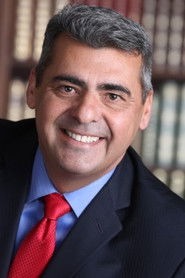 Mac Tavares 头像