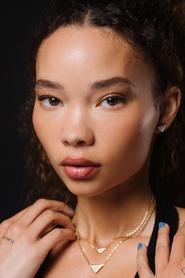 Ashley Moore 头像