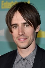 Reeve Carney 头像