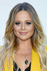 Emily Atack 头像