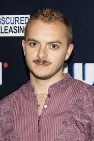 Elliot Tuttle 头像