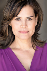 Noelle Perris 头像