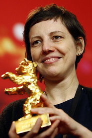 Adina Pintilie 头像