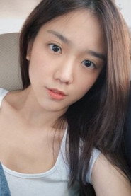 周雪婷 头像