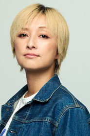 伴都美子 头像