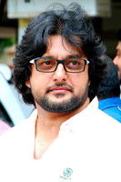 Madhu Warrier 头像