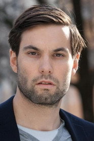 Maximilian Simonischek 头像