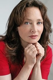 Catherine Lloyd Burns 头像