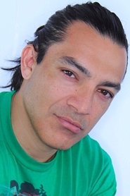 Robert Arevalo 头像