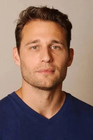 Travis Oliver 头像