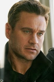 Clark Moore 头像