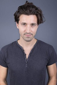 Adam Bucci 头像
