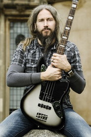 Troy Sanders 头像
