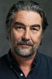 Nathaniel Parker 头像