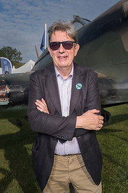 Paul Beaver 头像