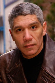 Peter Francis James 头像