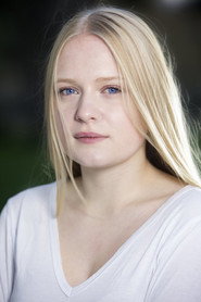 Madeleine Kelly 头像